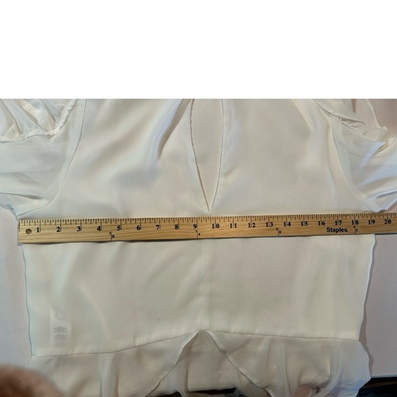 Asos White Ruffled Blouse‎ Cold Shoulder Tiered Long Sleeve Gold Buttons Size 10 - Picture 16 of 16